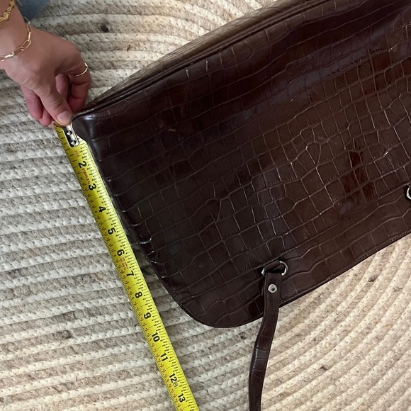 Preston & York chocolate dark brown croc embossed leather bowling bag. - Picture 9 of 10